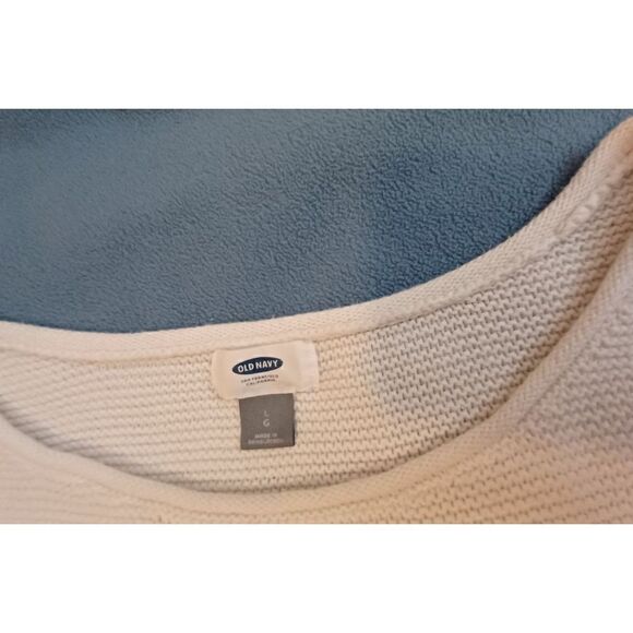 Old Navy sweater - Picture 4 of 7